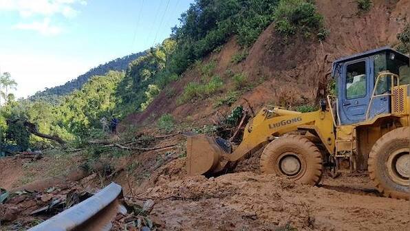 Vietnam: 16 dead, several missing after Typhoon Molave makes landfall in central provinces