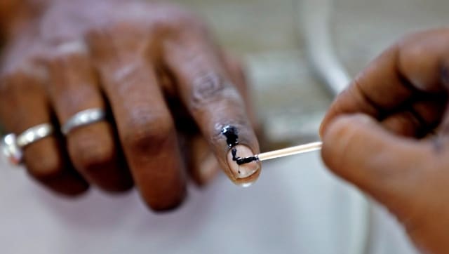 رای گیری برای 11 کرسی شورای قانونگذاری اوتار پرادش آغاز می شود ، نتایج در 3 دسامبر اعلام می شود