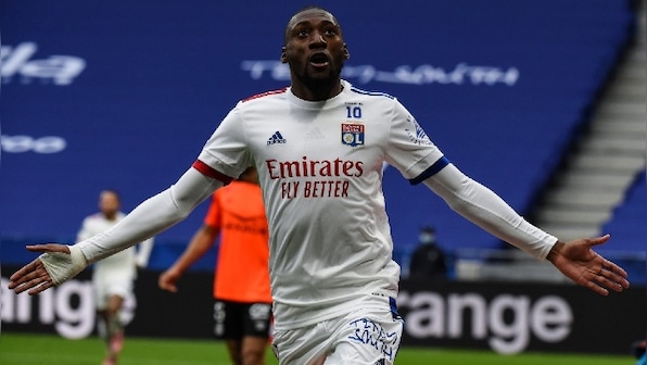 Ligue 1: Lyon continue fine form with 3-0 win over Reims; Saint-Etienne hold Lille to a draw