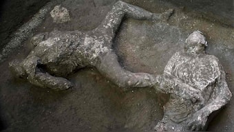 Archeologist uncover skeletal remains of two men escaping from Mount Vesuvius's eruption in Pompeii