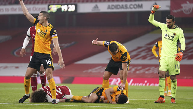Premier League: Wolves' Raul Jimenez 'conscious, responding to treatment' after clash of heads with David Luiz Premier League: Wolves' Raul Jimenez 'conscious, responding to treatment' after clash of heads with David Luiz