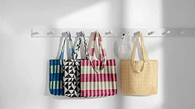 Stylish reusable bags for eco-friendly shopping Stylish reusable bags for eco-friendly shopping