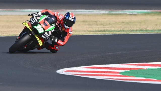 MotoGP: Aprilia to choose between Bradley Smith, Lorenzo Savadori as replacement for banned rider Andrea Iannone MotoGP: Aprilia to choose between Bradley Smith, Lorenzo Savadori as replacement for banned rider Andrea Iannone