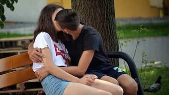 Valentine's Week 2022: This Kiss Day, learn all about the health benefits of kissing