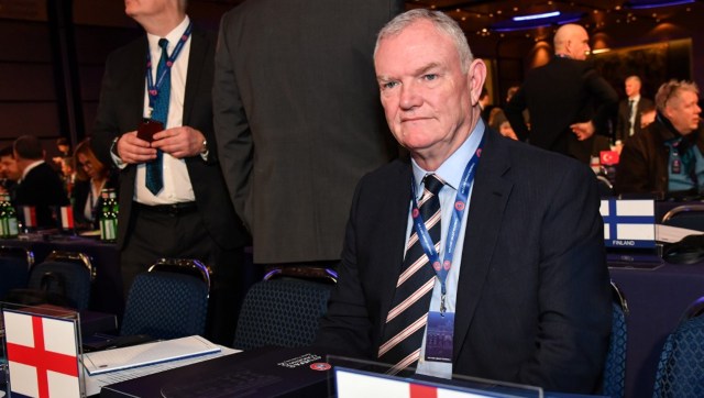 English FA chairman Greg Clarke apologises for using 'coloured' in reference to black footballers English FA chairman Greg Clarke apologises for using 'coloured' in reference to black footballers