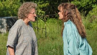 Hillbilly Elegy movie review: Amy Adams, Glenn Close offer little consolation in Netflix's neoliberal morality play