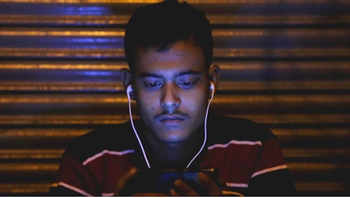 Jammu and Kashmir: 2G mobile internet services to remain in operation in 18 of 20 districts till 26 Nov