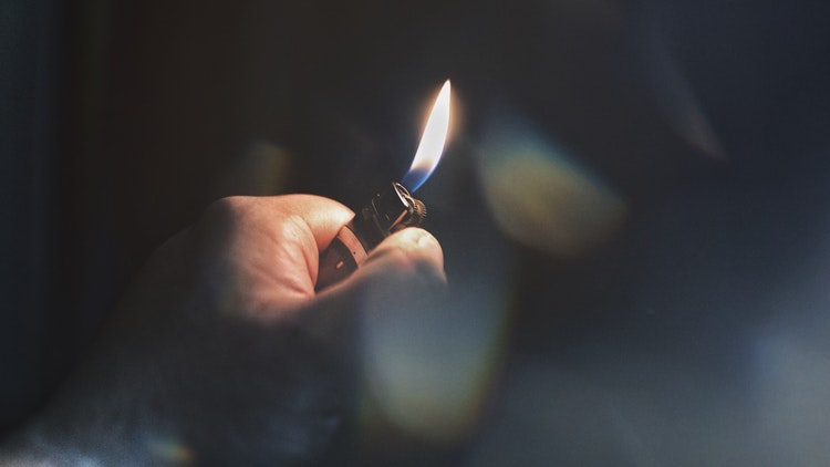 Top 4 Flameless Rechargeable Lighters You Can Buy Top 4 Flameless Rechargeable Lighters You Can Buy