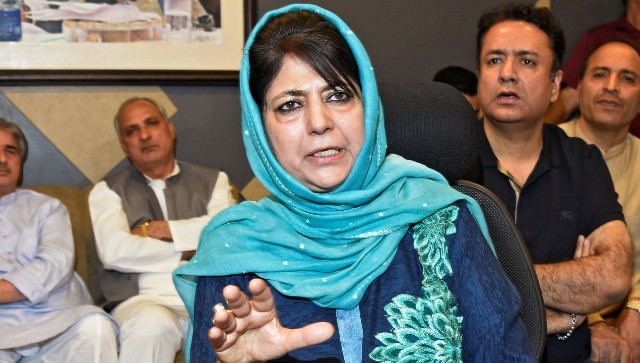 J&K Police prohibits PDP Youth Convention; workers hold protest, alleges Mehbooba Mufti under house arrest J&K Police prohibits PDP Youth Convention; workers hold protest, alleges Mehbooba Mufti under house arrest