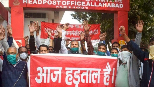Ten central trade unions extend support to farmers' call for Bharat Bandh on 8 Dec Ten central trade unions extend support to farmers' call for Bharat Bandh on 8 Dec
