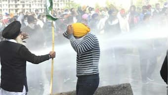 Over 25 cr join nationwide strike against Centre's farm, labour laws; farmers face tear gas, water cannons on march to Delhi