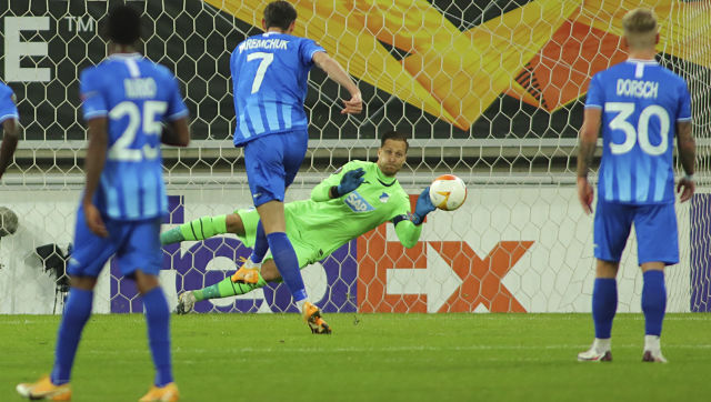 Hoffenheim squad quarantined after COVID-19 outbreak, Oliver Baumann leaves Germany camp Hoffenheim squad quarantined after COVID-19 outbreak, Oliver Baumann leaves Germany camp
