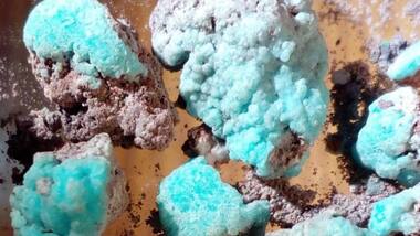 New mineral 'petrovite' discovered in the furnace of Russia's Tolbachik volcano