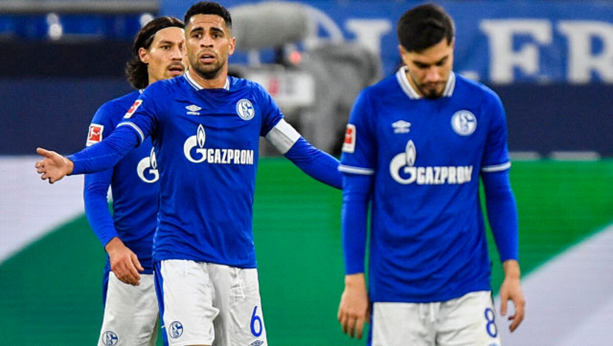 Bundesliga Last Place Schalke Looking To Overcome Suspensions Injuries And Coronavirus Case Sports News Firstpost