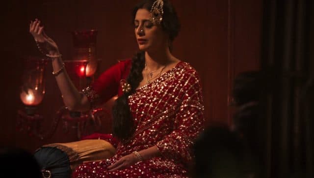 Tabu as Saeeda Bai I Image from Twitter