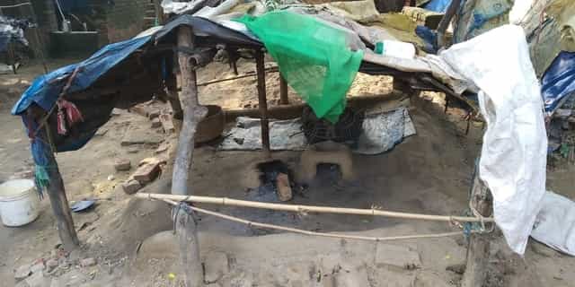 A Scheduled Caste family's house in Manika Murra of Musahari block. Firstpost/Devparna Acharya