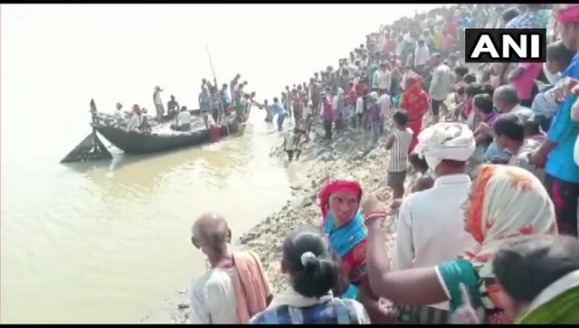 One dead, 7 missing as boat carrying 50 agricultural labourers capsizes in Bihar’s Bhagalpur One dead, 7 missing as boat carrying 50 agricultural labourers capsizes in Bihar’s Bhagalpur