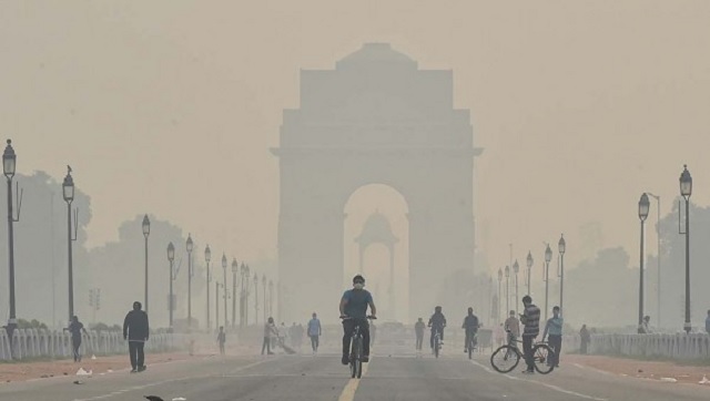 Delhi's air quality remains 'severe' for fifth day; no relief from smog for few days, warns IMD Delhi's air quality remains 'severe' for fifth day; no relief from smog for few days, warns IMD