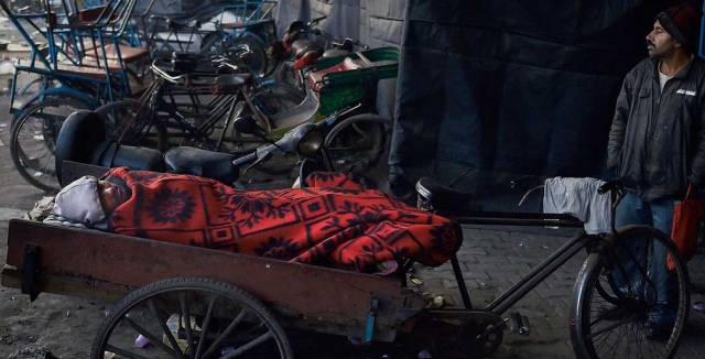 Delhi records coldest November morning since 2003 as cold wave sweeps parts of city Delhi records coldest November morning since 2003 as cold wave sweeps parts of city