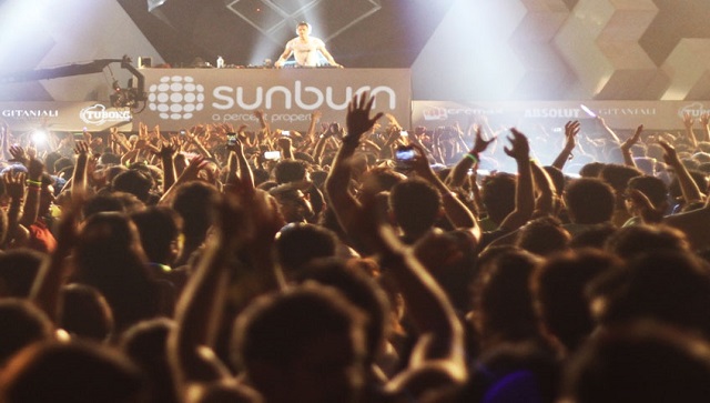Sunburn returns to Goa amid COVID-19 pandemic; announcement draws flak on social media Sunburn returns to Goa amid COVID-19 pandemic; announcement draws flak on social media