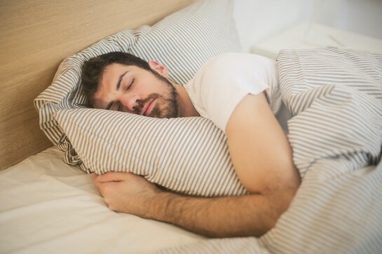 Melatonin - The Easiest Way To A Good Night's Sleep! Melatonin - The Easiest Way To A Good Night's Sleep!