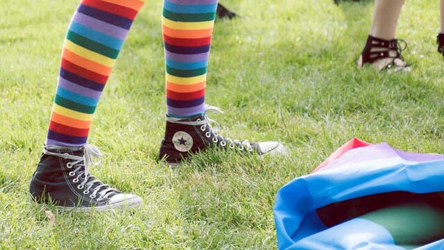 Knee high socks that up your style quotient Knee high socks that up your style quotient