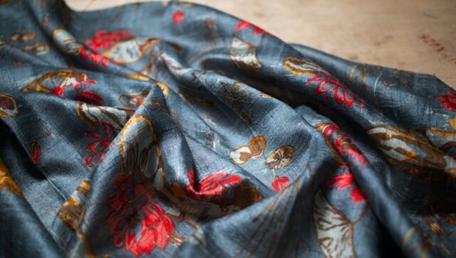 Premium silk sarees to glam up your look Premium silk sarees to glam up your look