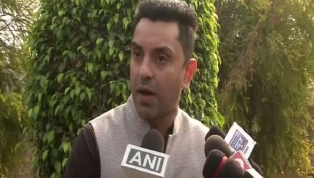 Tehseen Poonawalla شکایت خود را از EC در مورد اظهارات نارندرا مودی در تجمع نظر سنجی بیهار ارائه داد Tehseen Poonawalla شکایت خود را از EC در مورد اظهارات نارندرا مودی در تجمع نظر سنجی بیهار ارائه داد
