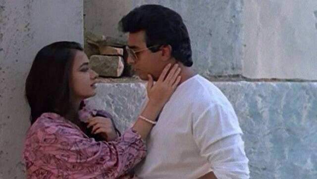 Amala and Kamal Haasan in Pushpaka Vimana