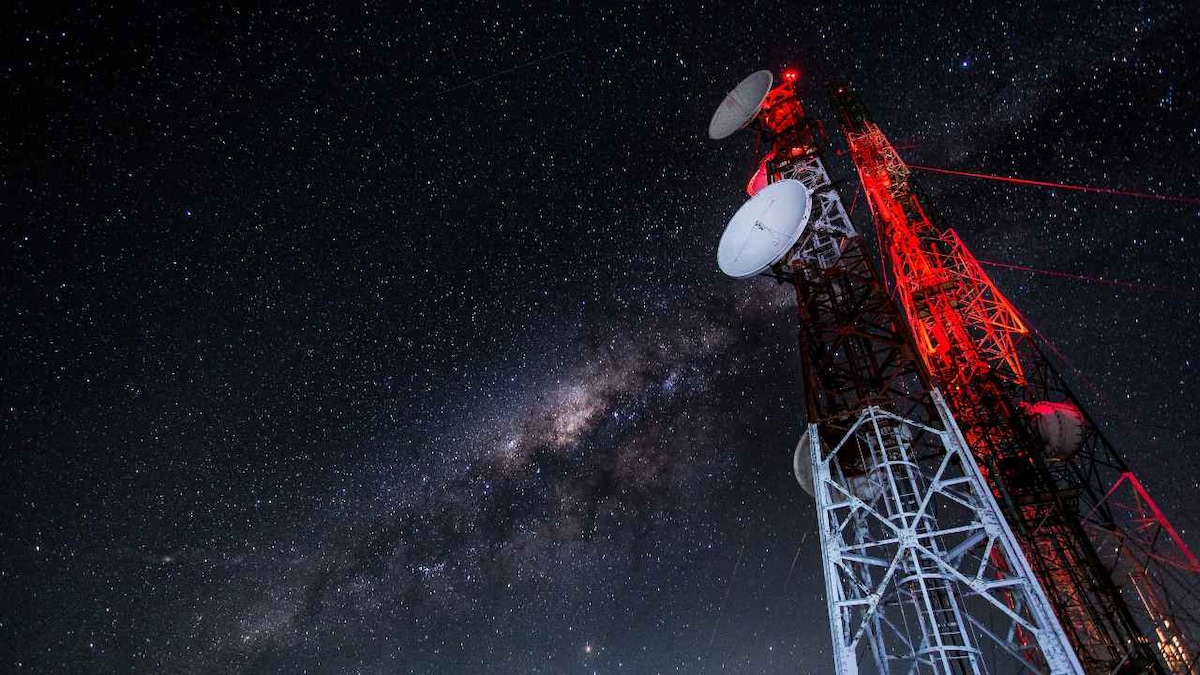 Fast radio burst detected in the Milky Way is repeating, scientists confirm