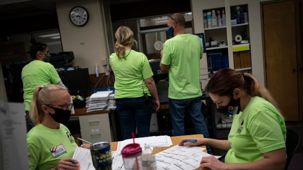 Donald Trump campaign observers 'obstructing recount' of presidential results, say Wisconsin officials