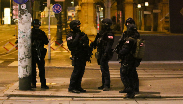 Vienna attack: Gunman responsible for killing four had attempted to join Islamic State earlier Vienna attack: Gunman responsible for killing four had attempted to join Islamic State earlier