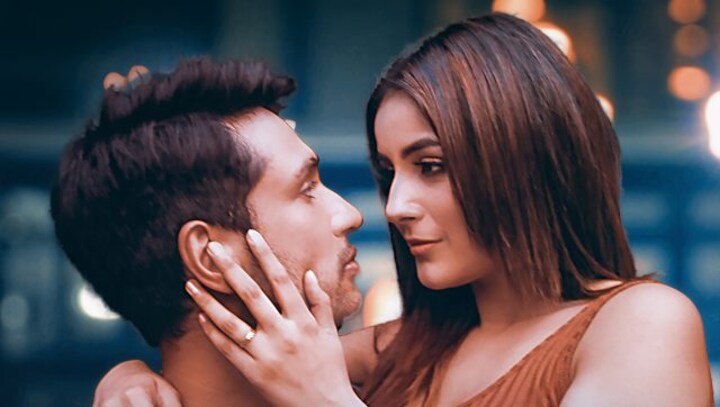 Bigg Boss contestant Shehnaaz Gill features in music video of Arjun Kanungo's new single 'Waada Hai'