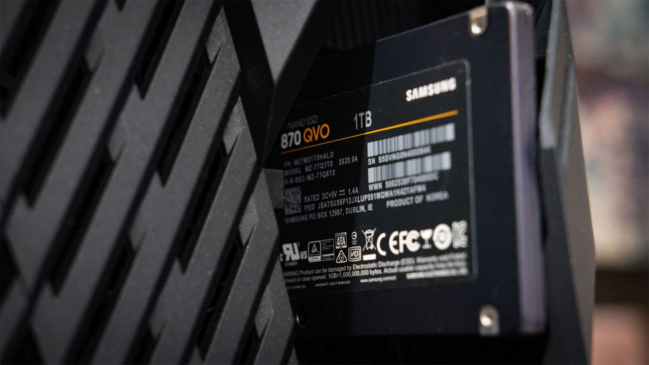 The Samsung 870 QVO is a QLC NAND SSD that’s designed to offer cheap, high-capacity SSD storage. There are problems with this approach of course, but Samsung’s done a great job of mitigating the bulk of the issues. Image: Anirudh Regidi