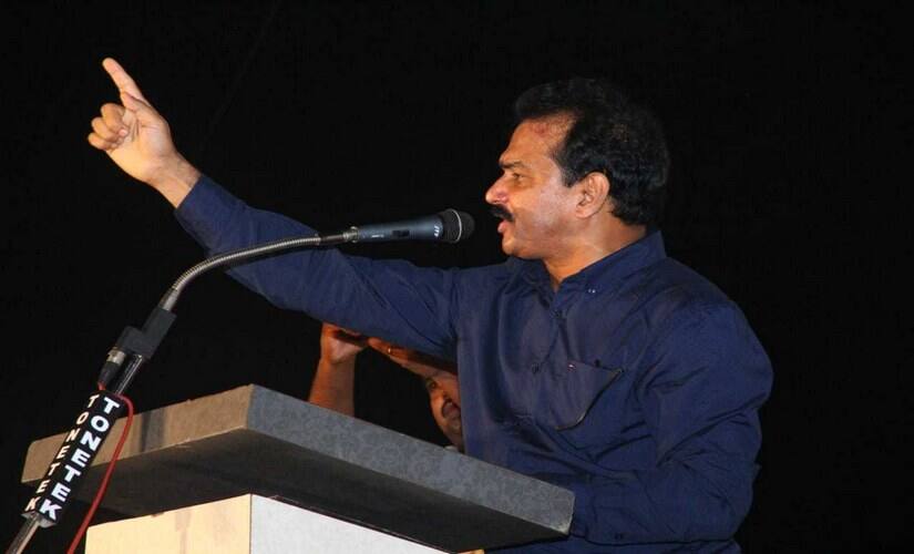 Sabu Jacob speaking at a public meeting of Kizhakkambalam 2020. Credit: Kizhakkambalam 2020/Facebook 