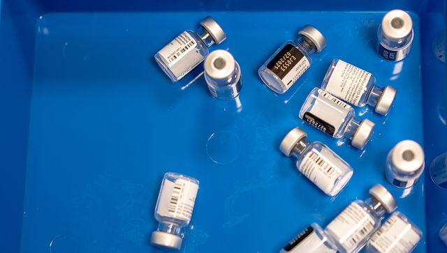 Pfizer-BioNTech's COVID-19 vaccine gets go-ahead from Canada's health regulator Pfizer-BioNTech's COVID-19 vaccine gets go-ahead from Canada's health regulator