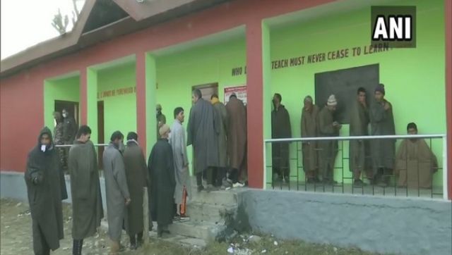 Jammu and Kashmir DDC election: Second phase of polling underway amid tight security Jammu and Kashmir DDC election: Second phase of polling underway amid tight security