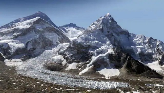 Mount Everest's new height is 8,848.86 metres, announce Nepal and China Mount Everest's new height is 8,848.86 metres, announce Nepal and China