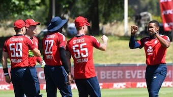 South Africa vs England: Two members from visitors' squad return 'unconfirmed positive tests' for COVID-19 as first ODI called off