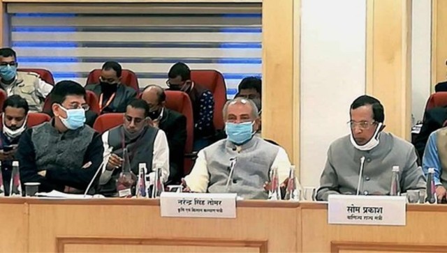 Farmers' protest: Union leaders threaten to walk out of fifth round of talks, ministers convince them to continue Farmers' protest: Union leaders threaten to walk out of fifth round of talks, ministers convince them to continue