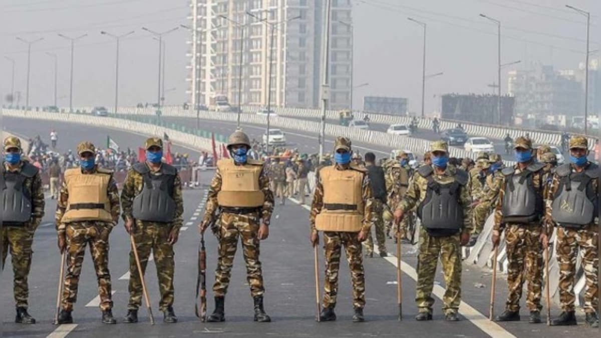 Farmers' protests: Delhi Police detains freelance journalist Mandeep Punia at Singhu, claims he 'misbehaved' with cops