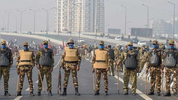 Protesting farmers call for Bharat Bandh on 8 December; Delhi Police advises alternative routes for commuters