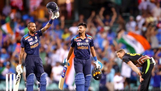 India vs Australia: Patient Pandya, Natarajan's game-changing spell, Smith's slowdown — where 2nd T20I was decided India vs Australia: Patient Pandya, Natarajan's game-changing spell, Smith's slowdown — where 2nd T20I was decided