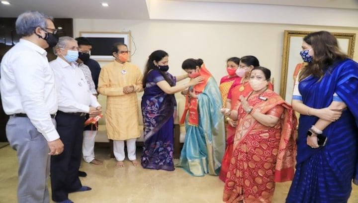 Year after quitting Congress, Urmila Matondkar joins Shiv Sena in presence of Uddhav Thackeray