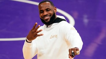LeBron James takes ownership stake in Fenway Sports Group, set to become part-owner of Boston Red Sox