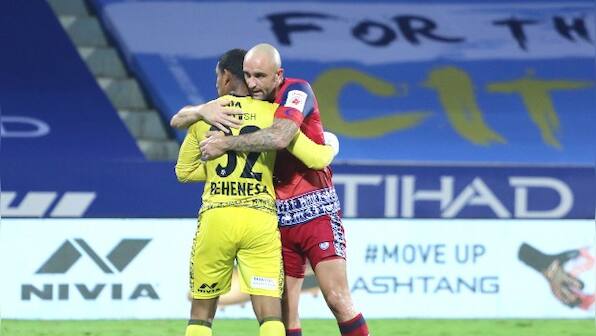 ISL 2020-21: Wasteful Mumbai City FC held to draw by 10-man Jamshedpur FC
