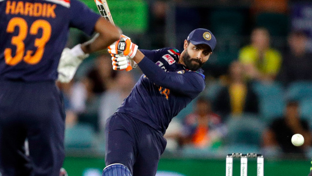 India vs Australia: Physio’s absence after Ravindra Jadeja got hit on helmet a breach of concussion protocol, says Sanjay Manjrekar India vs Australia: Physio’s absence after Ravindra Jadeja got hit on helmet a breach of concussion protocol, says Sanjay Manjrekar