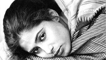 Prateik Babbar remembers mother Smita Patil on her 34th death anniversary