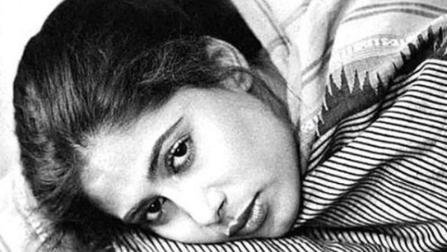 Prateik Babbar remembers mother Smita Patil on her 34th death anniversary Prateik Babbar remembers mother Smita Patil on her 34th death anniversary