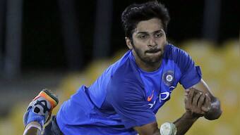 India vs Australia: Shardul Thakur to replace injured Umesh Yadav in third Test, says report